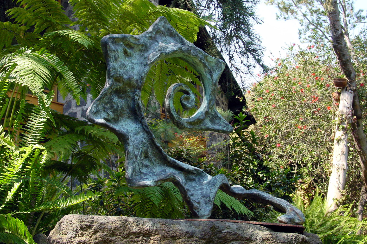 SOURCE Pool Sculptures Pool Sculptures Gallery by Raquel Barba